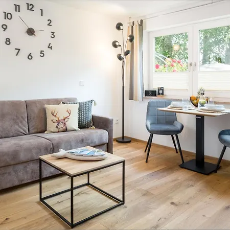Fenjoy Ferienapartments 3* 基姆湖畔贝尔瑙