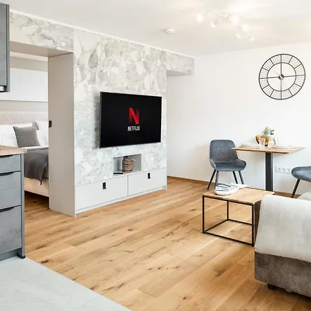 아파트호텔 Fenjoy Ferienapartments 베르나우암히엠지