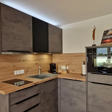 Fenjoy Ferienapartments Aparthotel